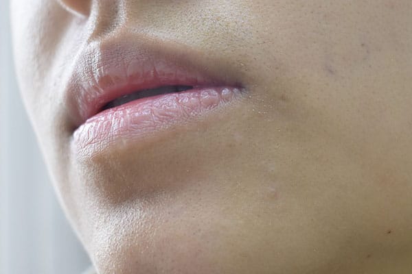 รีวิวการใช้ลิปมันกันแดดนีเวีย